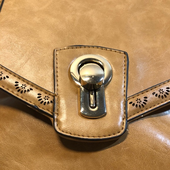 Crossbody Leather Bag - Picture 4 of 16